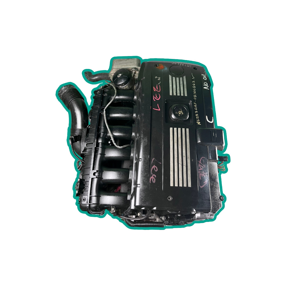 BMW 330 E90 (plastic tappet cover) Engine